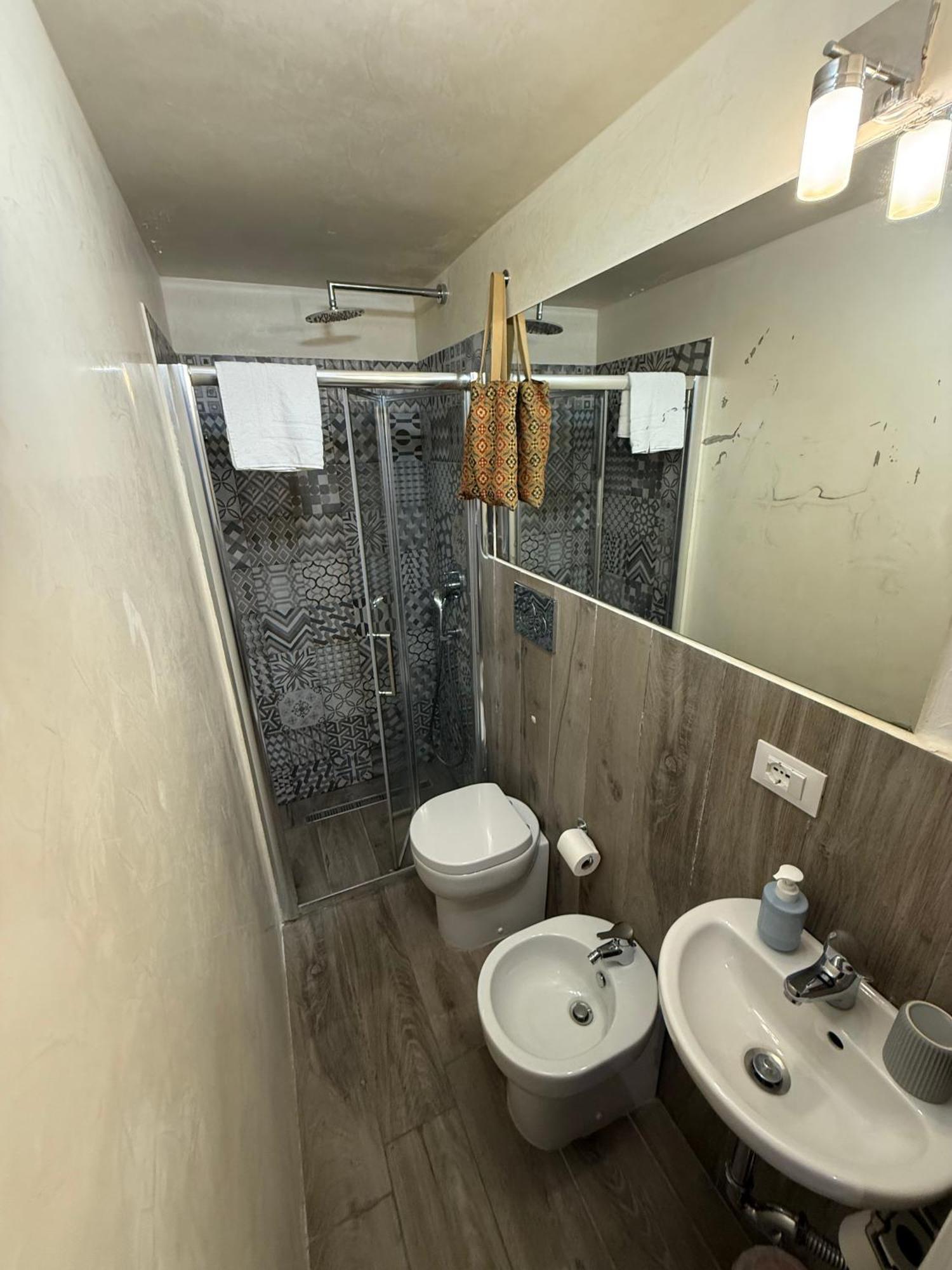 Nel Bel Mezzo Di Pisa Appartement Buitenkant foto